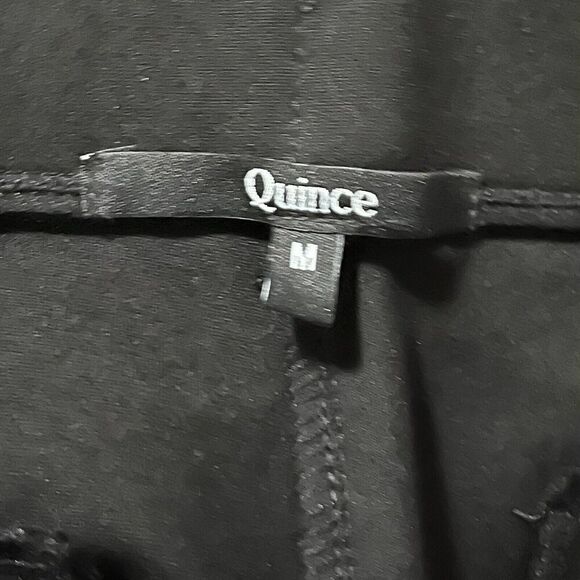 Quince Ultra Stretch Ponte Pintuck Ankle Pants Size M Black Office Capsule - Picture 5 of 6